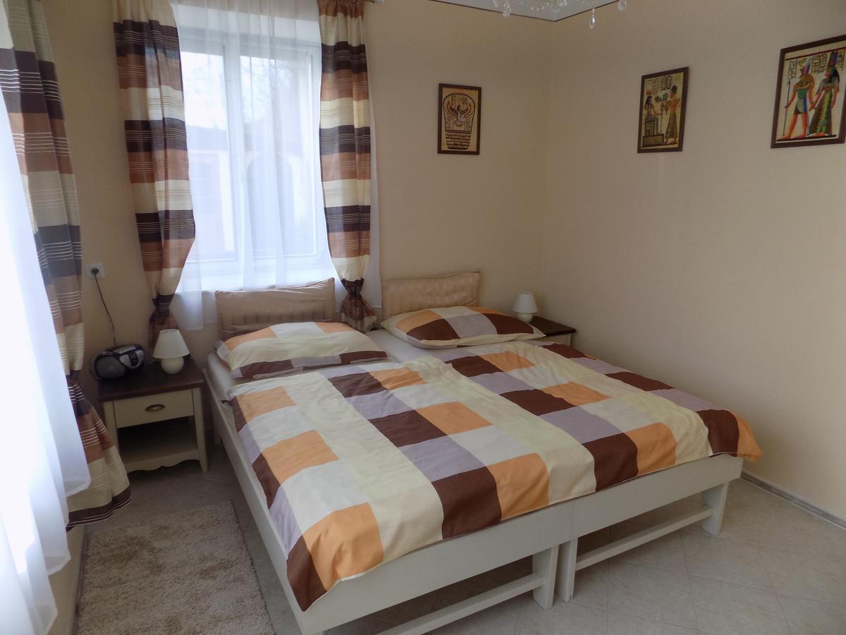 Penzion Marjánka Hluboká nad Vltavou Exterior foto